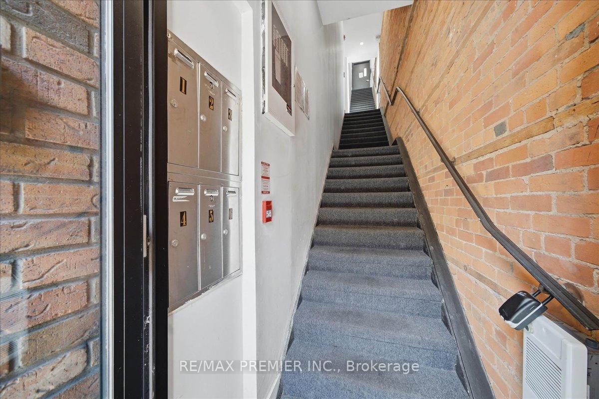 Photo 7 of 184 King Street E, Hamilton, Beasley — HOMEH