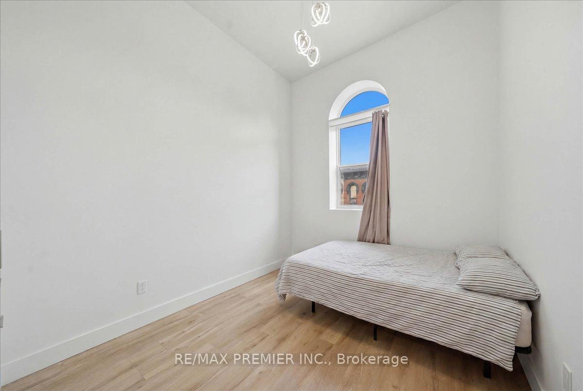 Photo 16 of 184 King Street E, Hamilton, Beasley — HOMEH