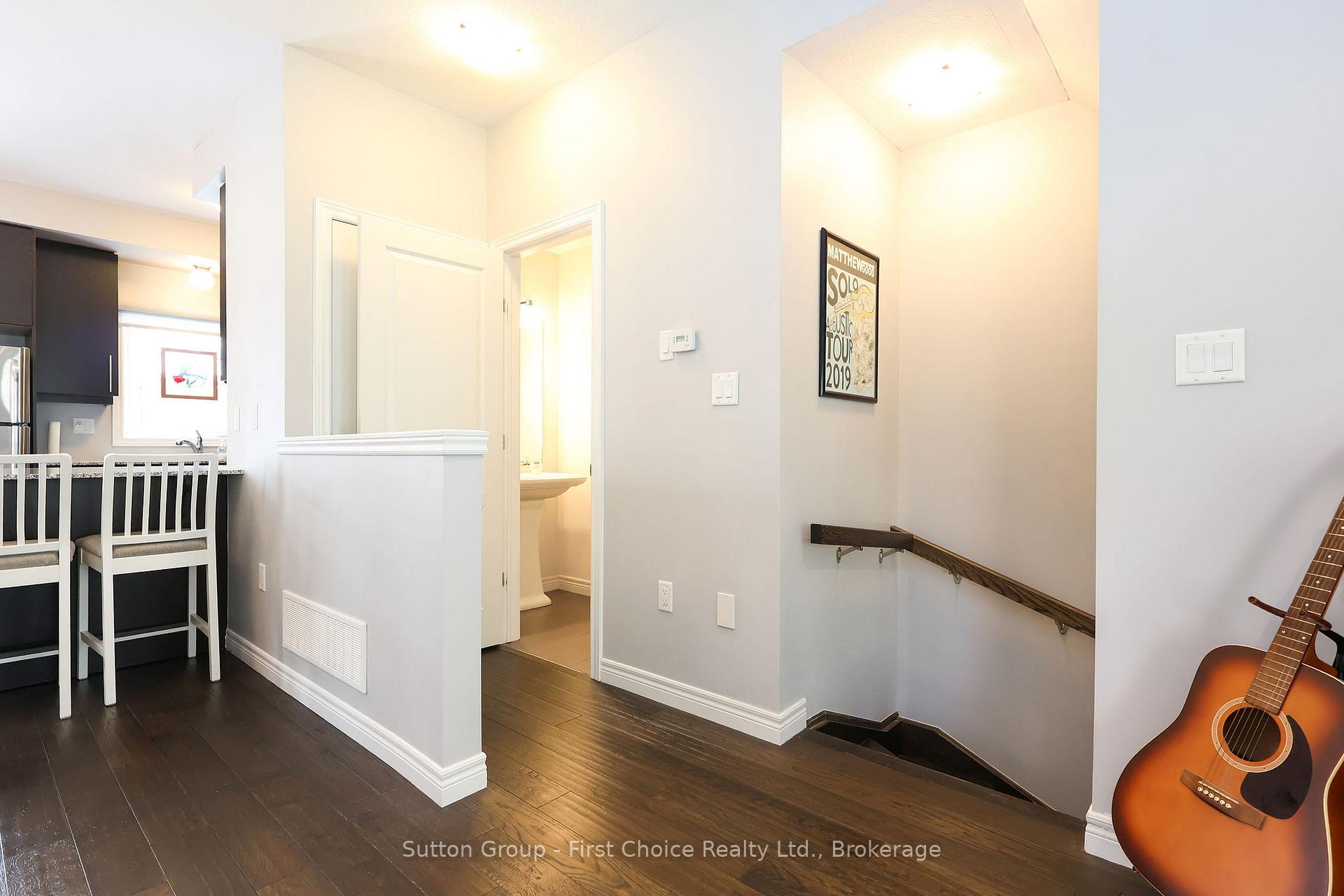Photo 21 of 11 John Russell Lane, Kitchener, Mount Hope Huron Park — HOMEH