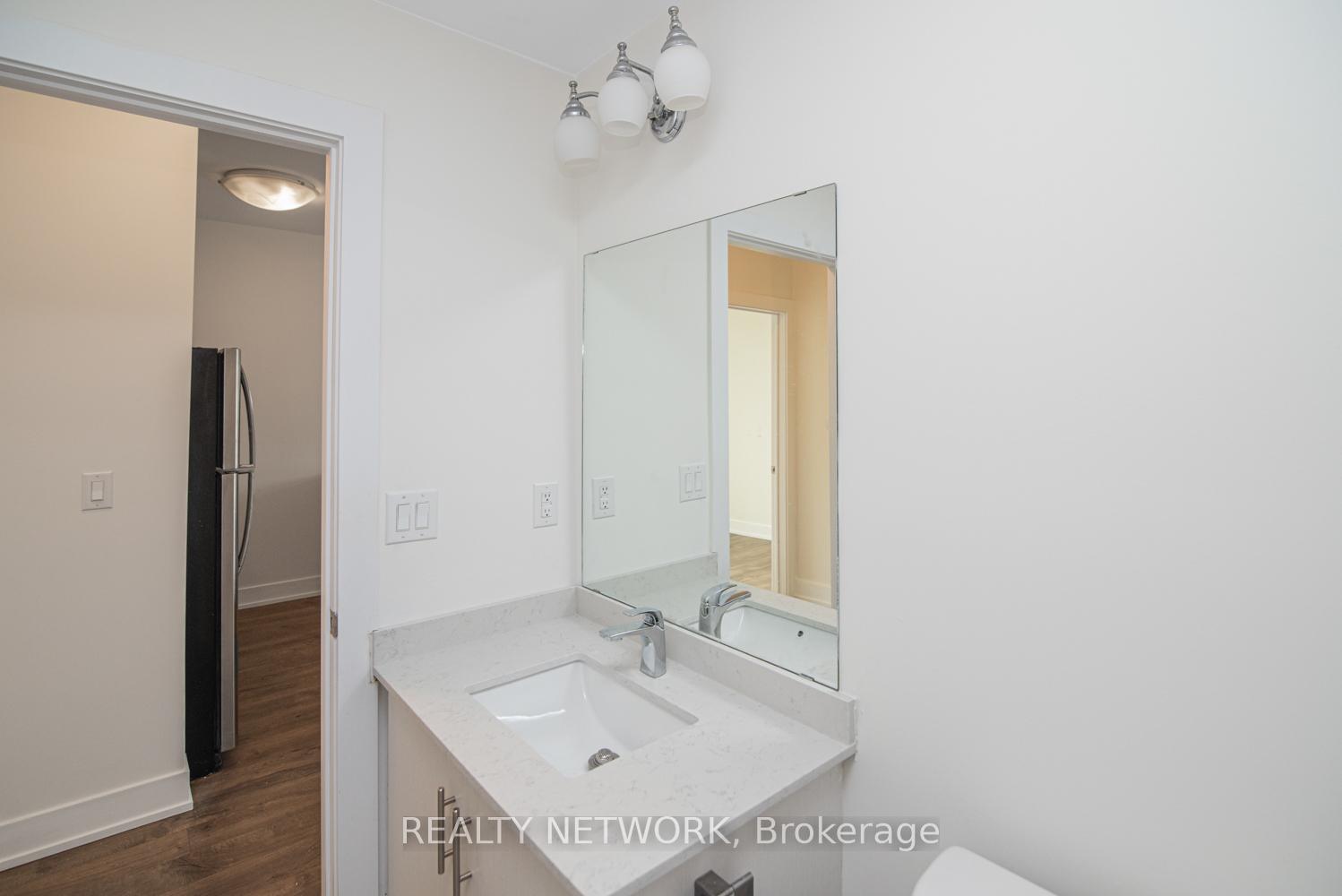 Photo 34 of Unit 1009, 81 Robinson Street, Hamilton, Durand — HOMEH
