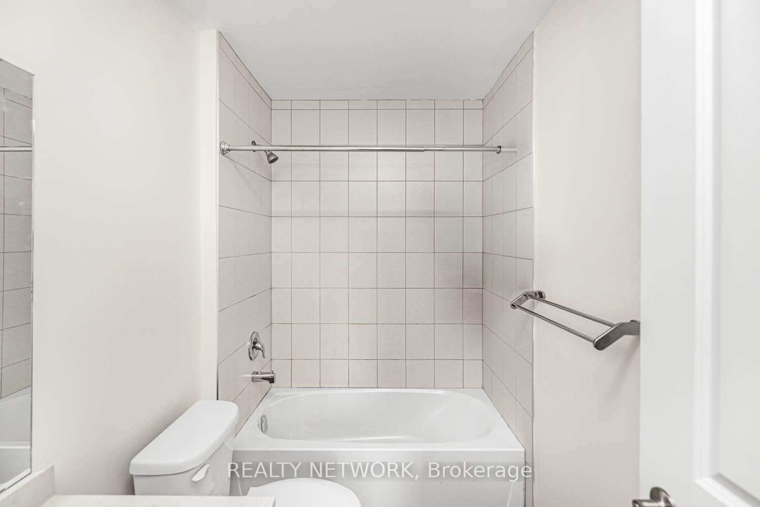 Photo 35 of Unit 1009, 81 Robinson Street, Hamilton, Durand — HOMEH