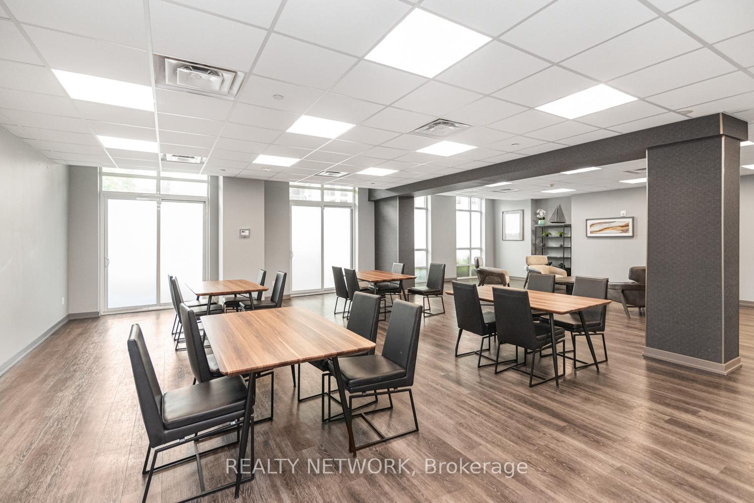Photo 49 of Unit 1009, 81 Robinson Street, Hamilton, Durand — HOMEH