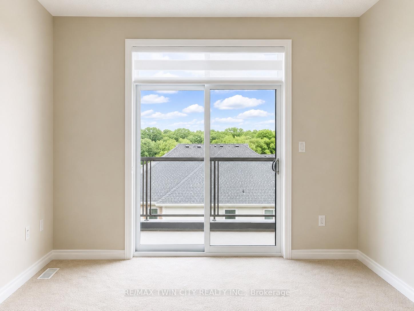 Photo 7 of Unit 14, 142 Foamflower Place, Waterloo, Columbia Forest/Clair Hills — HOMEH