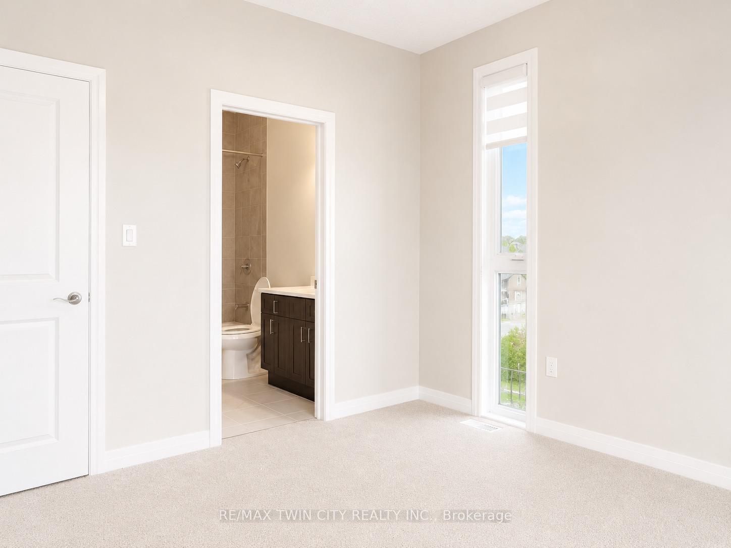 Photo 9 of Unit 14, 142 Foamflower Place, Waterloo, Columbia Forest/Clair Hills — HOMEH