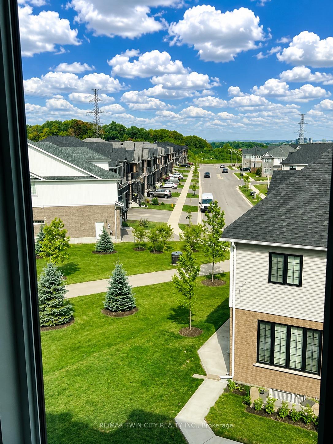 Photo 15 of Unit 14, 142 Foamflower Place, Waterloo, Columbia Forest/Clair Hills — HOMEH
