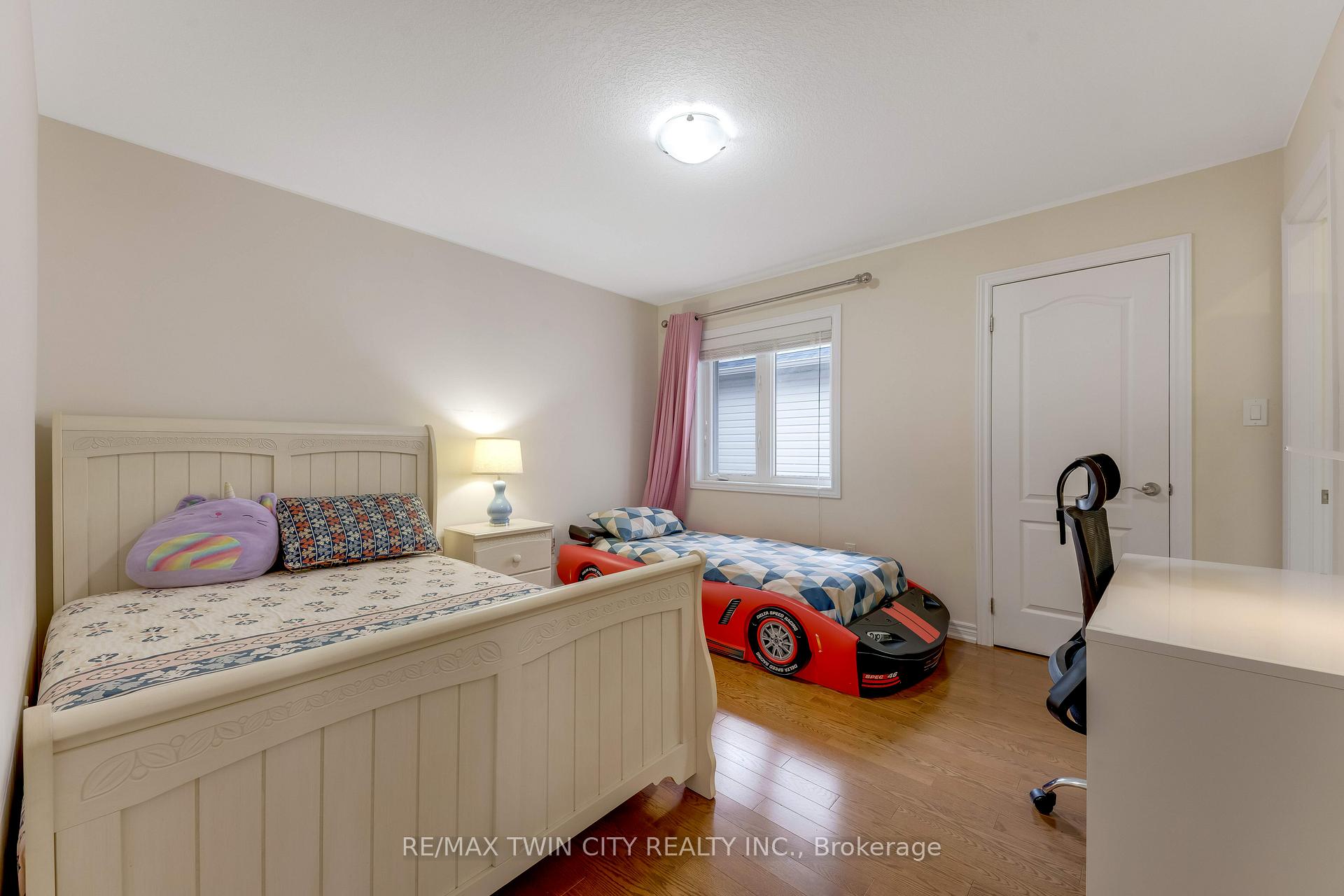 Photo 25 of 667 Linden Drive, Cambridge, Preston Heights — HOMEH