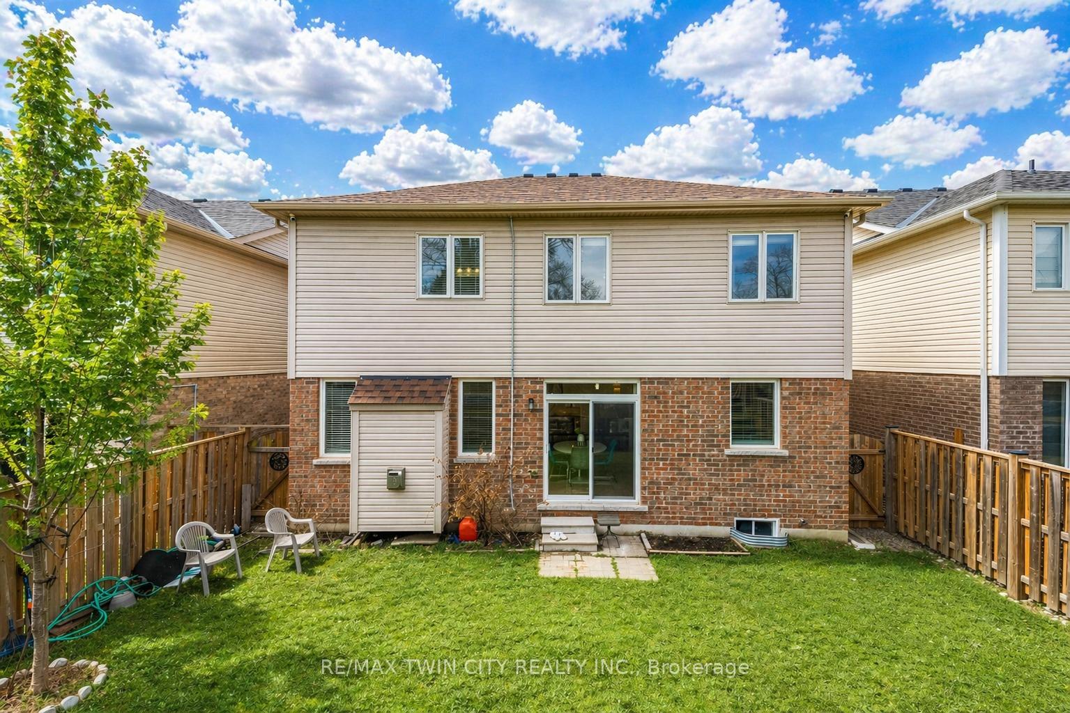 Photo 38 of 667 Linden Drive, Cambridge, Preston Heights — HOMEH