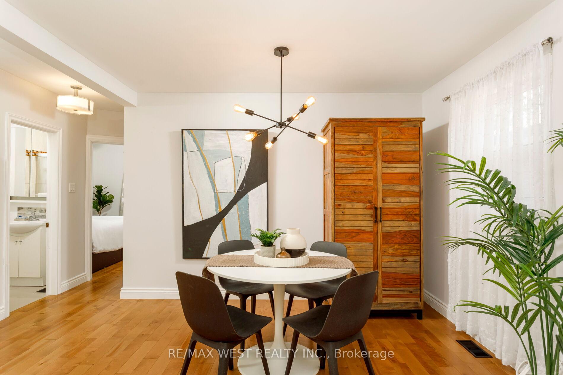 Photo 17 of 42 Stephen Drive, Etobicoke, Stonegate-Queensway — HOMEH