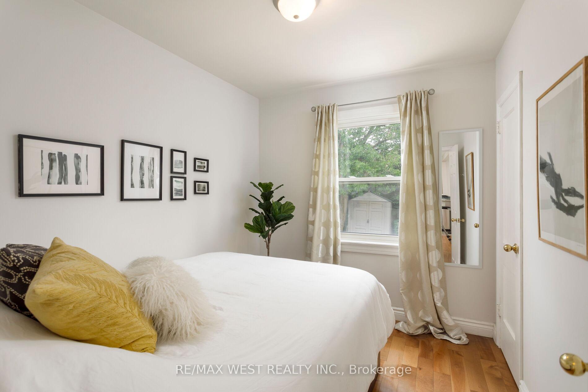 Photo 20 of 42 Stephen Drive, Etobicoke, Stonegate-Queensway — HOMEH