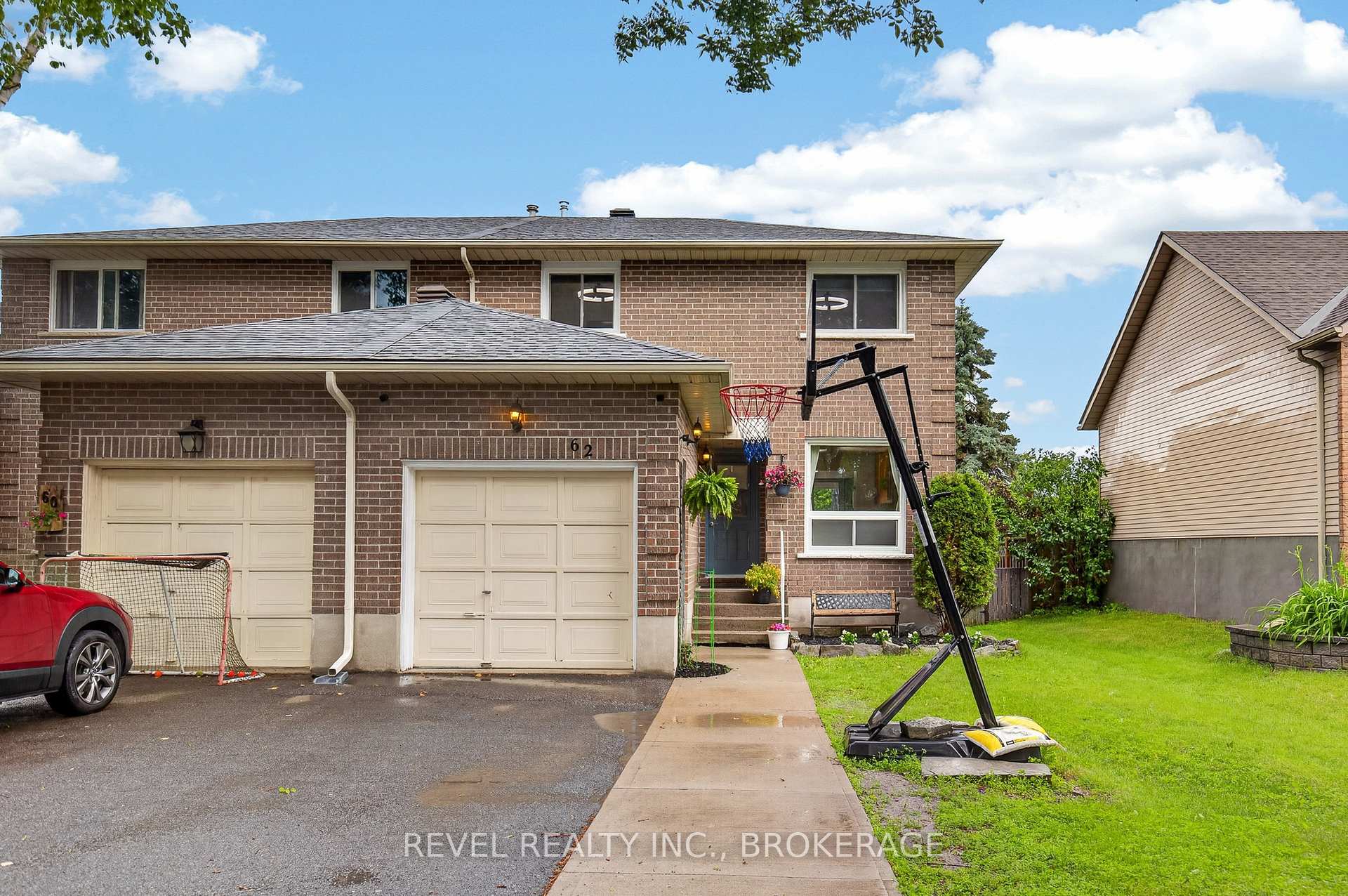 Photo 2 of 62 Barker Drive, Kingston, Kingston East (Incl Barret Crt) — HOMEH