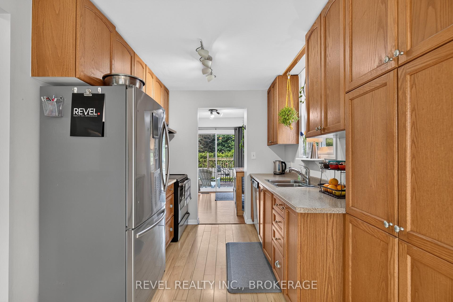 Photo 11 of 62 Barker Drive, Kingston, Kingston East (Incl Barret Crt) — HOMEH