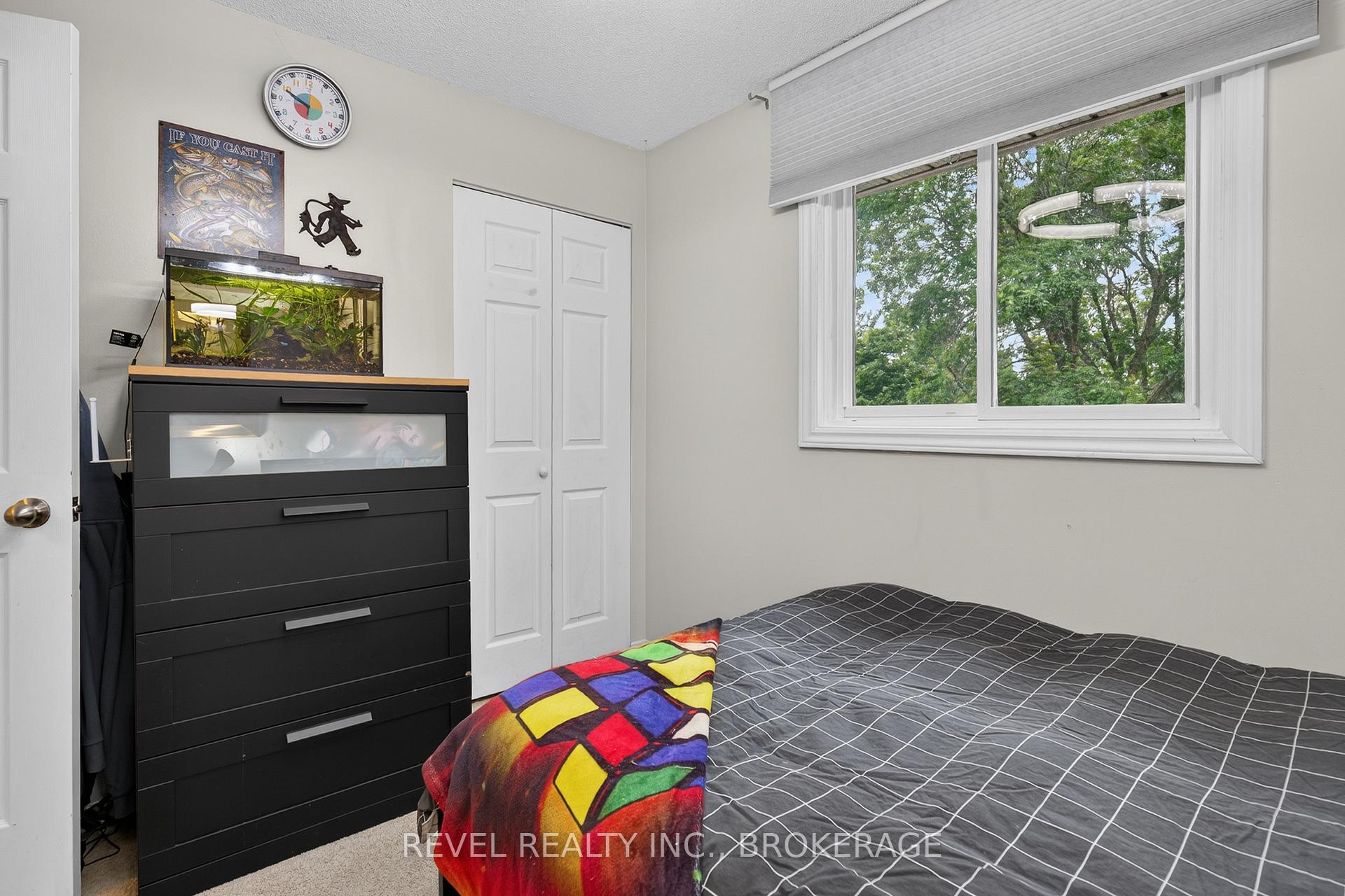 Photo 23 of 62 Barker Drive, Kingston, Kingston East (Incl Barret Crt) — HOMEH