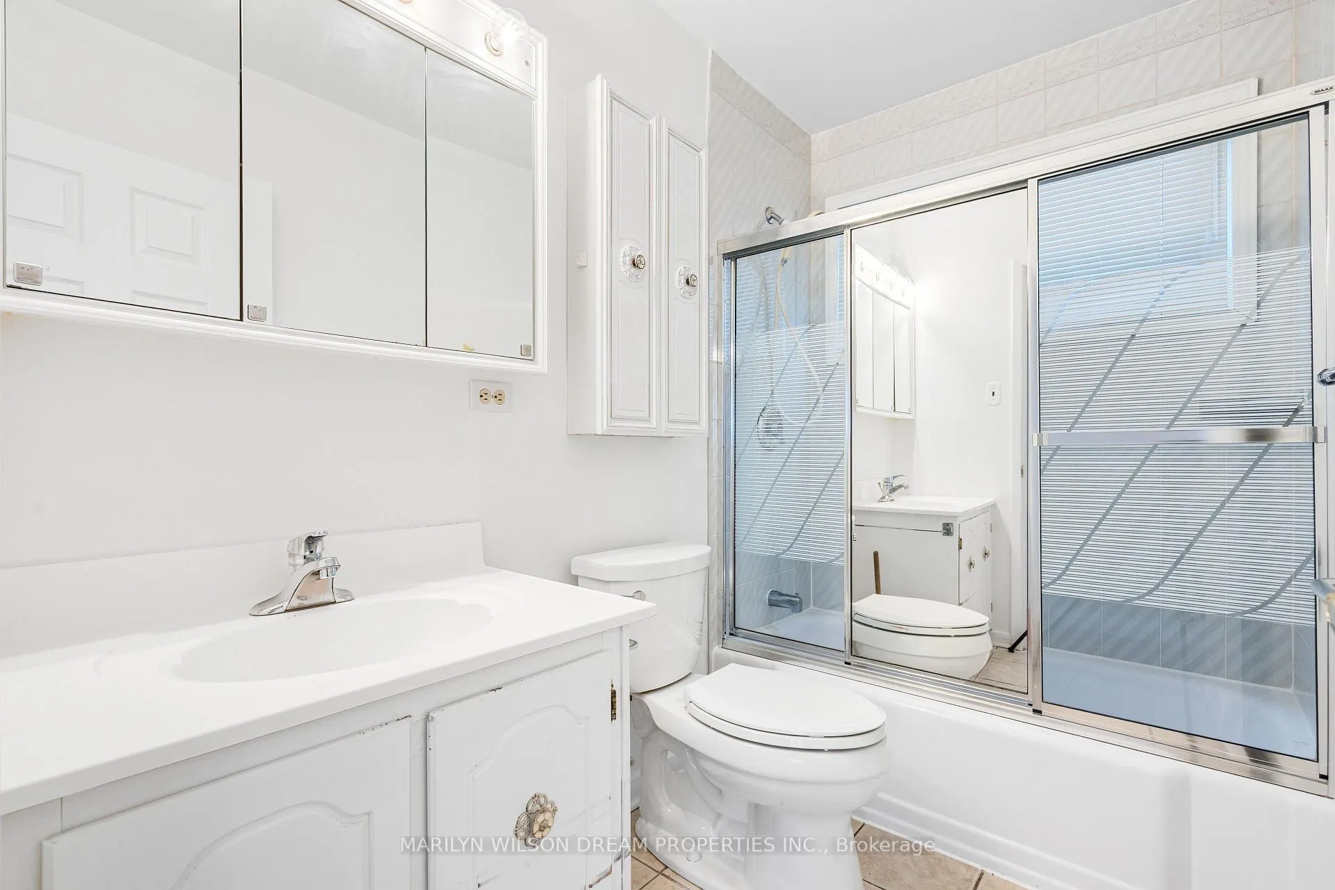 Photo 17 of 18 Virgil Road, Ottawa, Lynwood Village — HOMEH