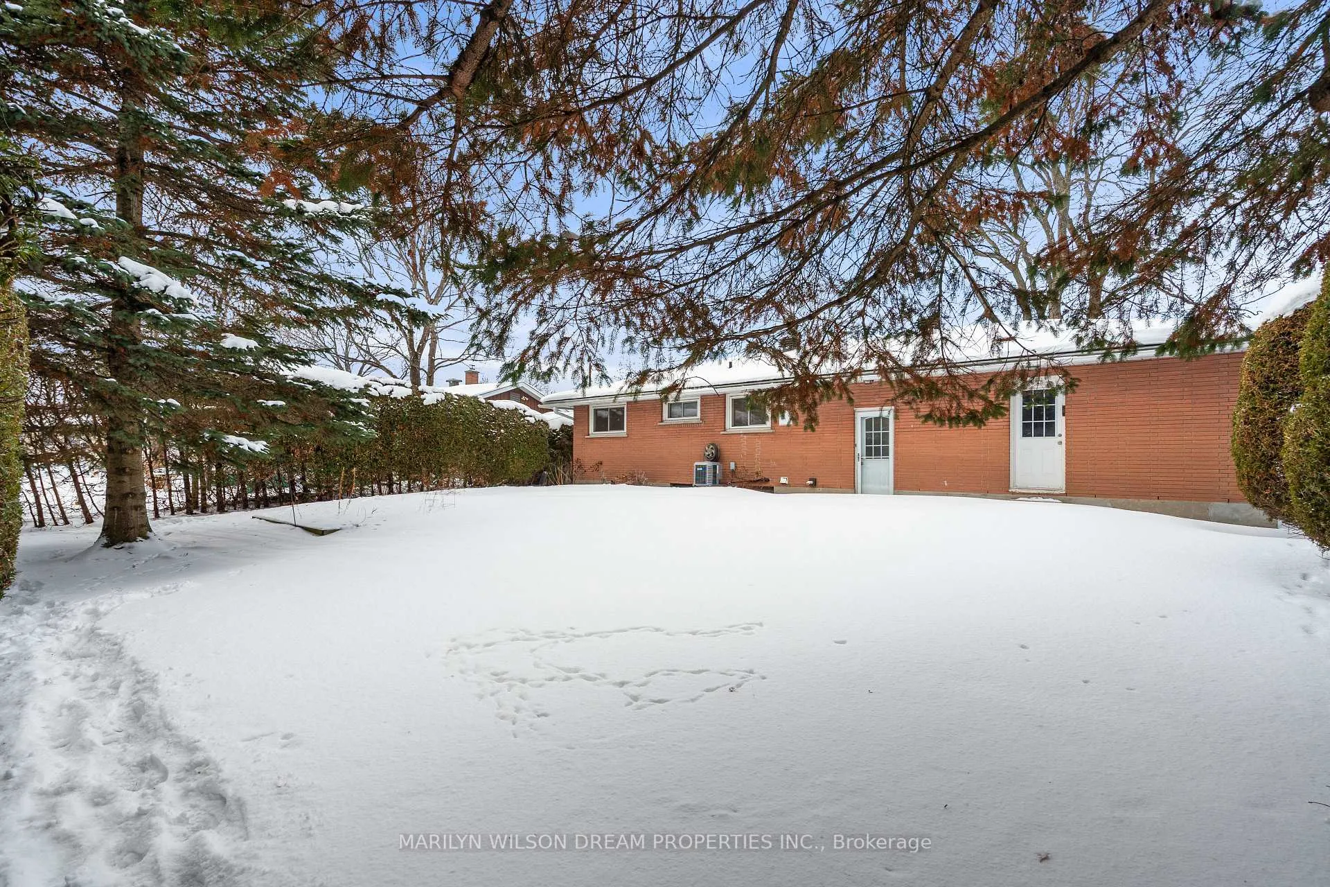Photo 23 of 18 Virgil Road, Ottawa, Lynwood Village — HOMEH
