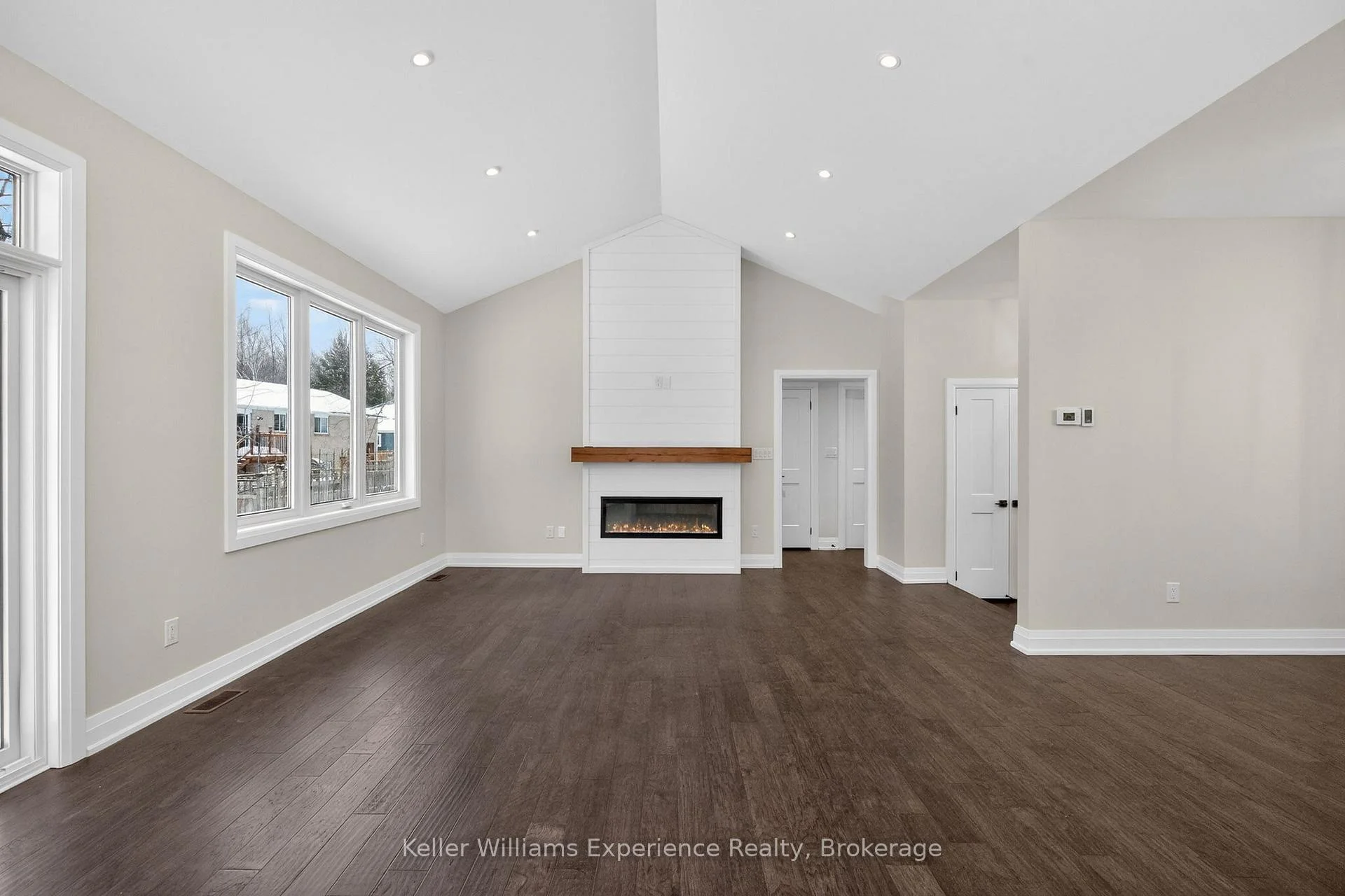 Photo 18 of 62 Rue Vanier, Tiny, Rural Tiny — HOMEH
