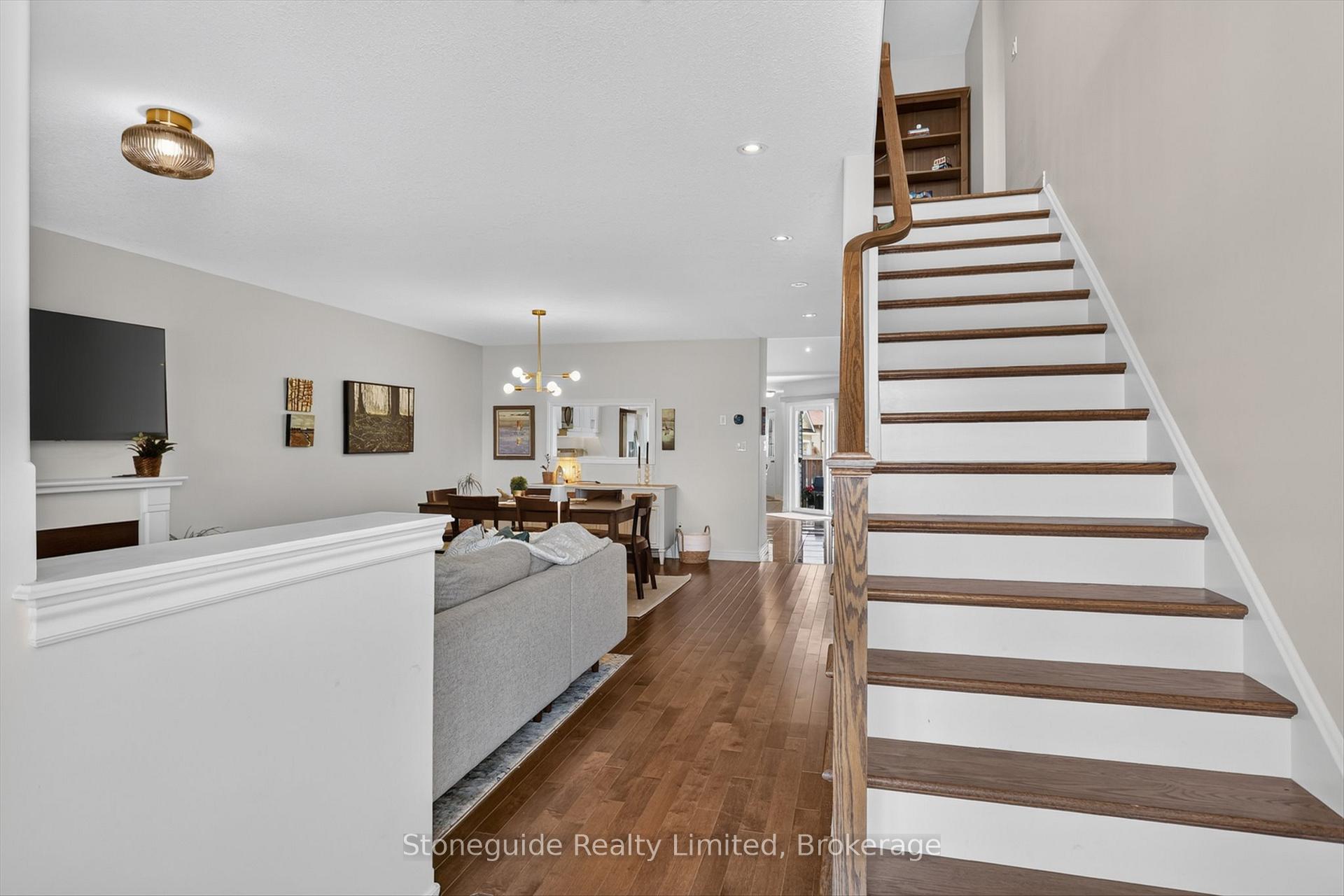 Photo 7 of 656 Grange Way, Peterborough, Northcrest Ward 5 — HOMEH