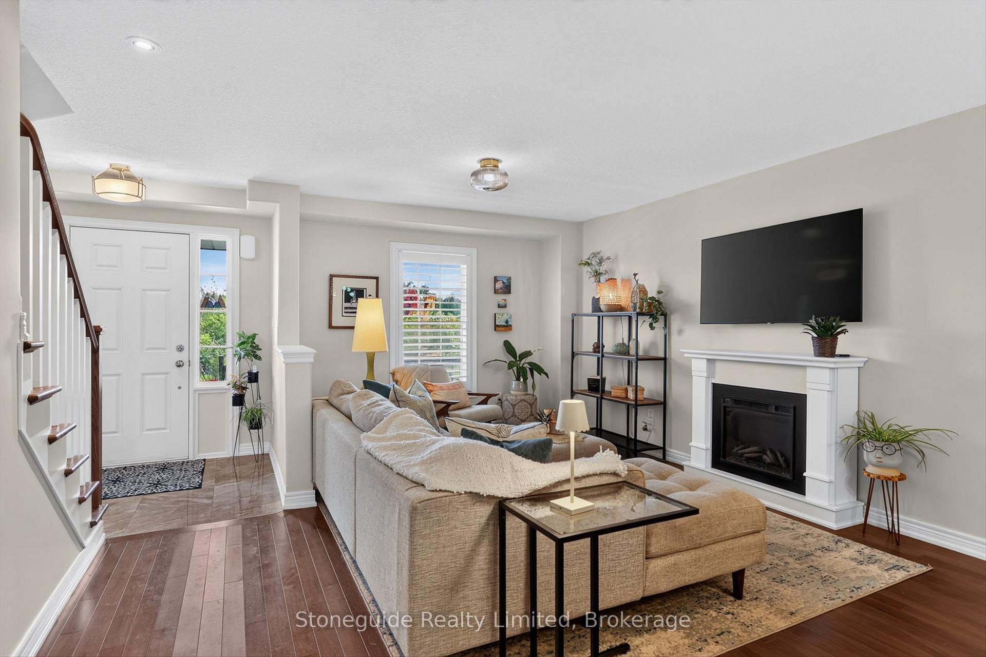 Photo 8 of 656 Grange Way, Peterborough, Northcrest Ward 5 — HOMEH