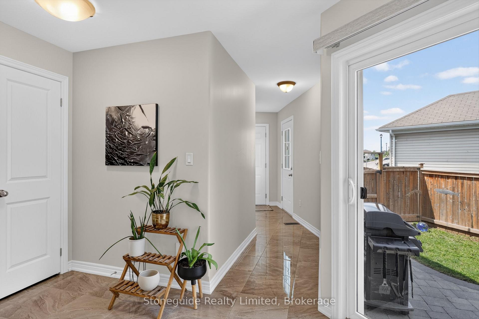 Photo 24 of 656 Grange Way, Peterborough, Northcrest Ward 5 — HOMEH