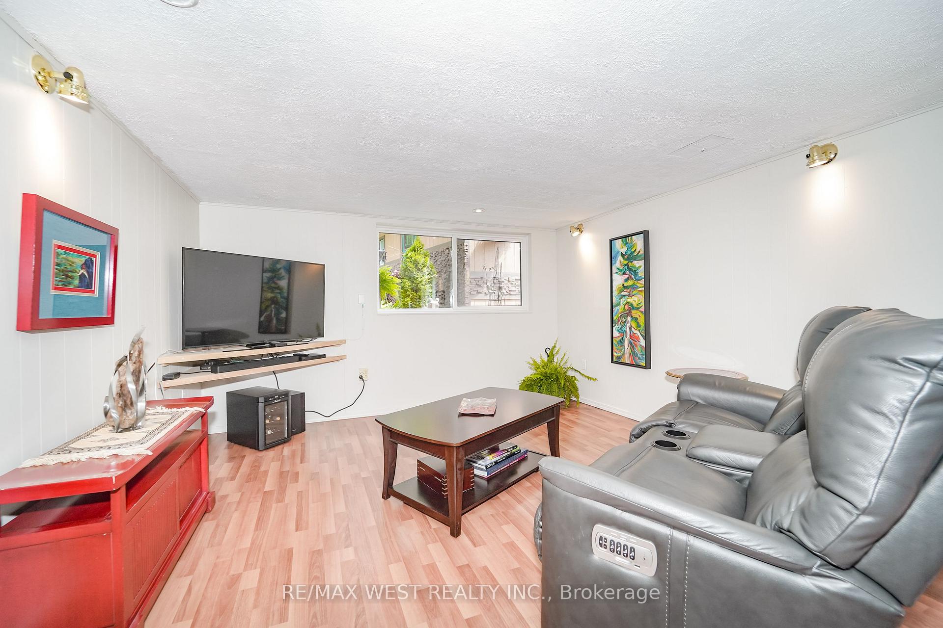 Photo 7 of 143 Botany Hill Road, Scarborough, Morningside — HOMEH