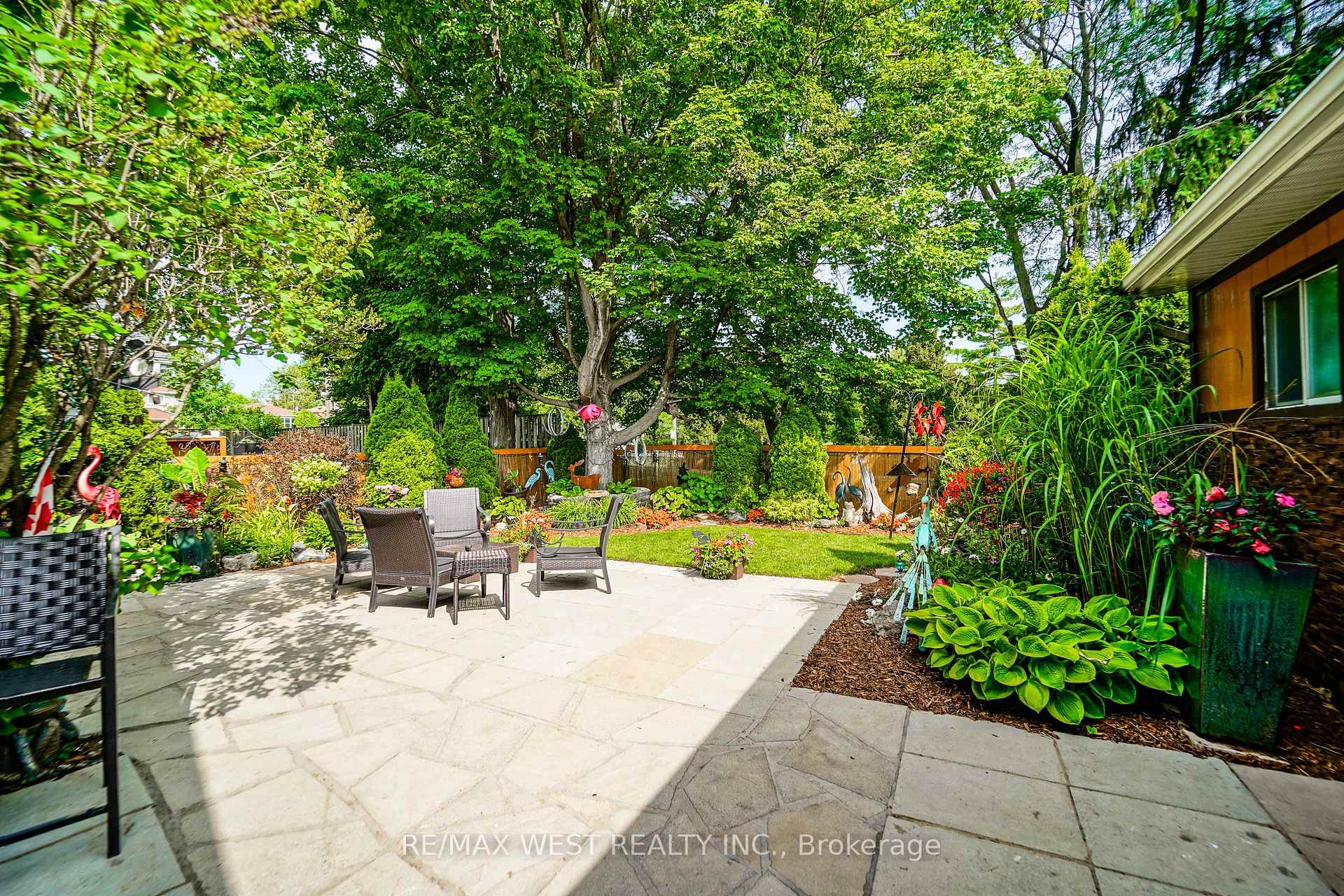 Photo 9 of 143 Botany Hill Road, Scarborough, Morningside — HOMEH