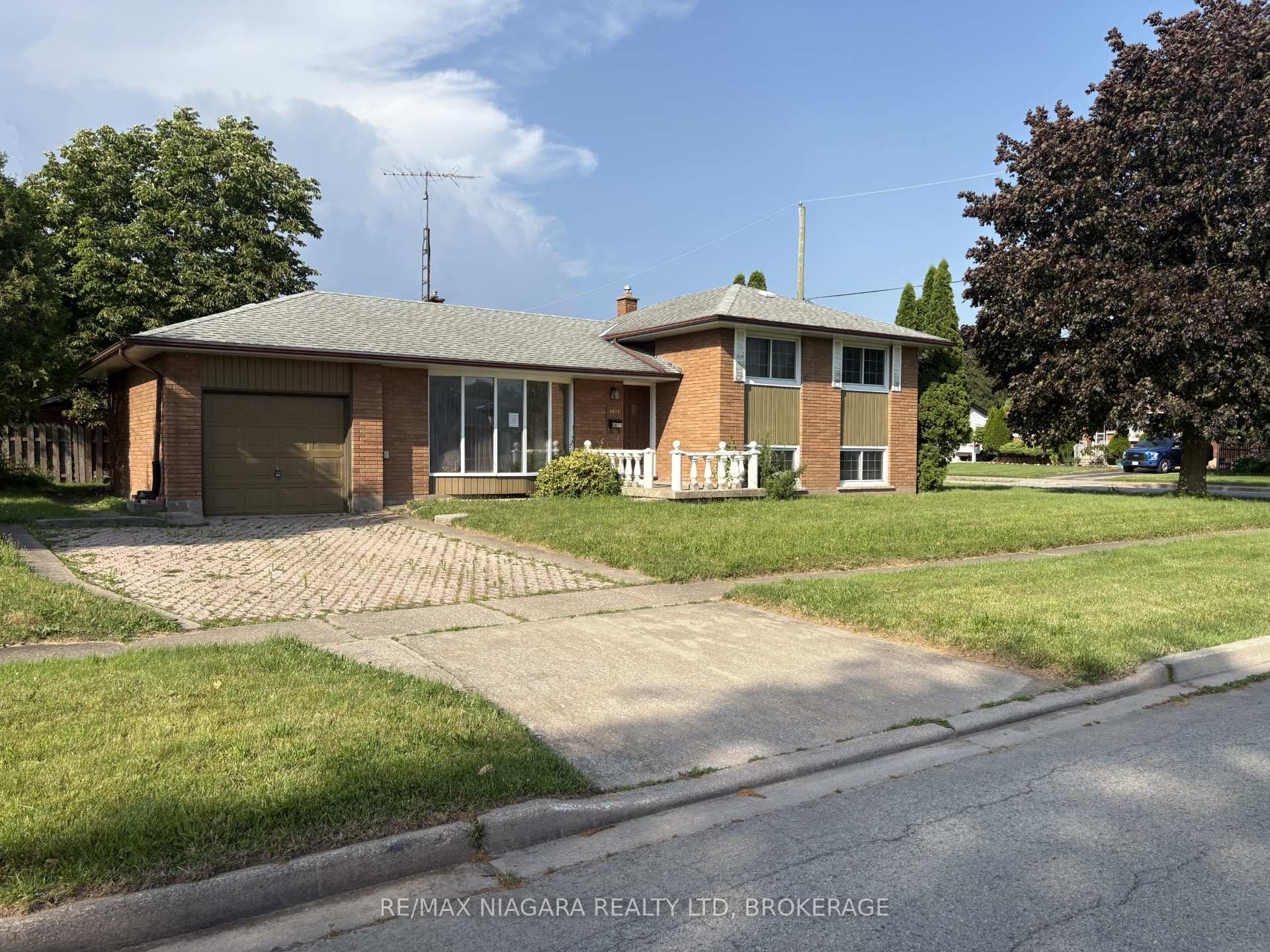 Front of 6611 Margaret Street