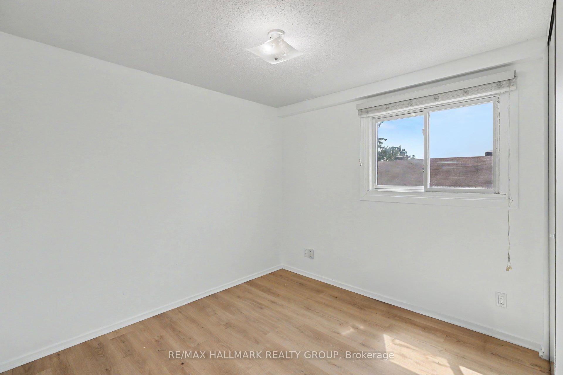 Photo 9 of Unit 8, 900 Elmsmere Road, Ottawa, Beacon Hill South — HOMEH