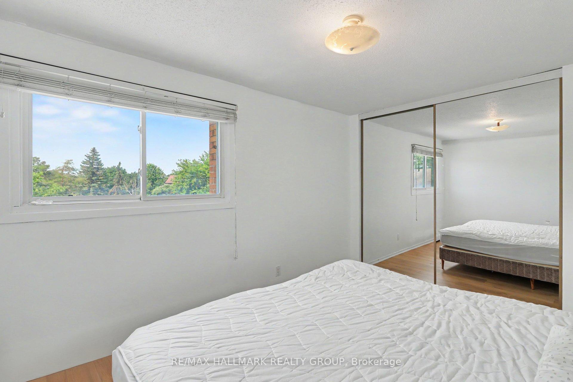 Photo 11 of Unit 8, 900 Elmsmere Road, Ottawa, Beacon Hill South — HOMEH