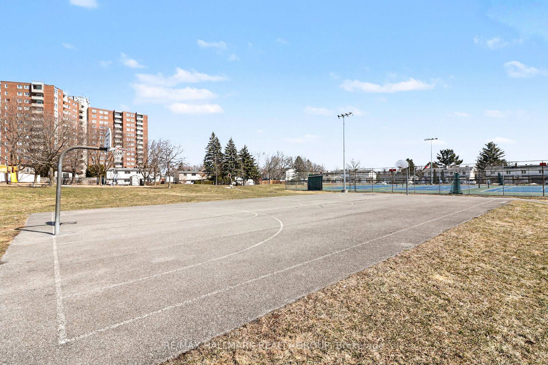 Photo 17 of Unit 8, 900 Elmsmere Road, Ottawa, Beacon Hill South — HOMEH