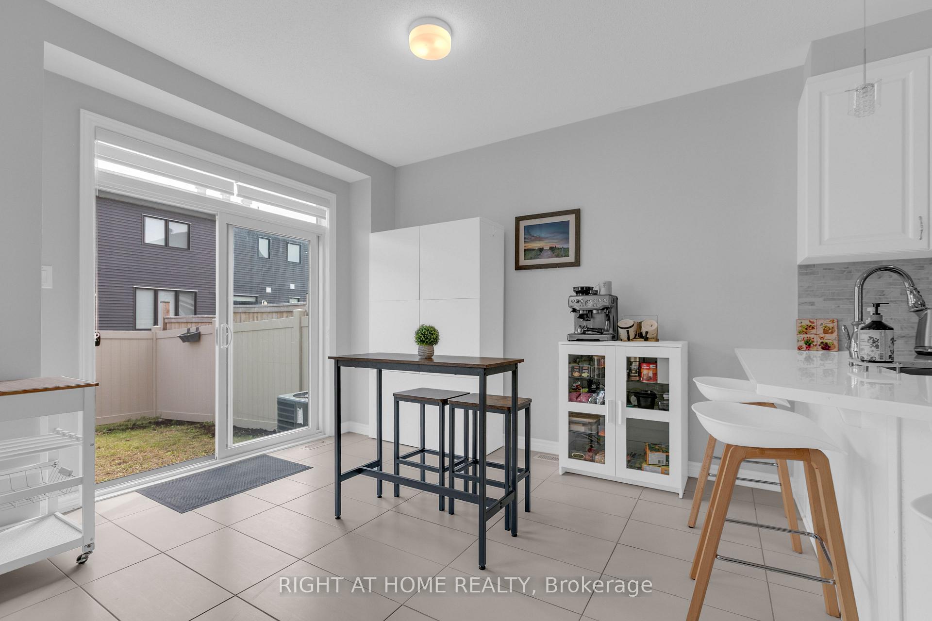 Photo 11 of 104 Unity Place, Ottawa, Stittsville (North) — HOMEH