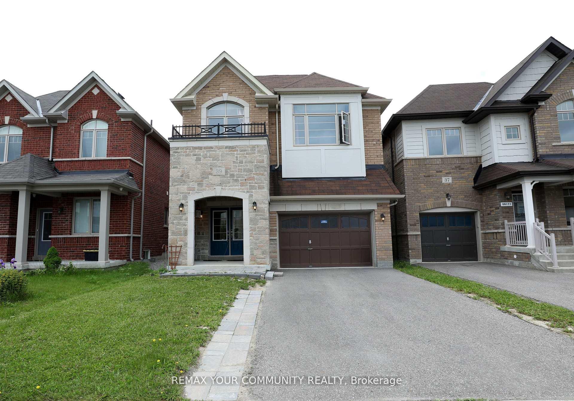 Photo 2 of 39 Kavanagh Avenue, East Gwillimbury, Sharon — HOMEH