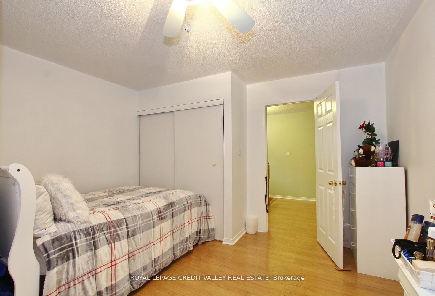 Photo 33 of 4 Kanata Road, Brampton, Fletcher's Meadow — HOMEH