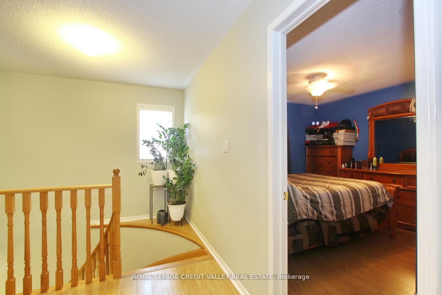 Photo 34 of 4 Kanata Road, Brampton, Fletcher's Meadow — HOMEH