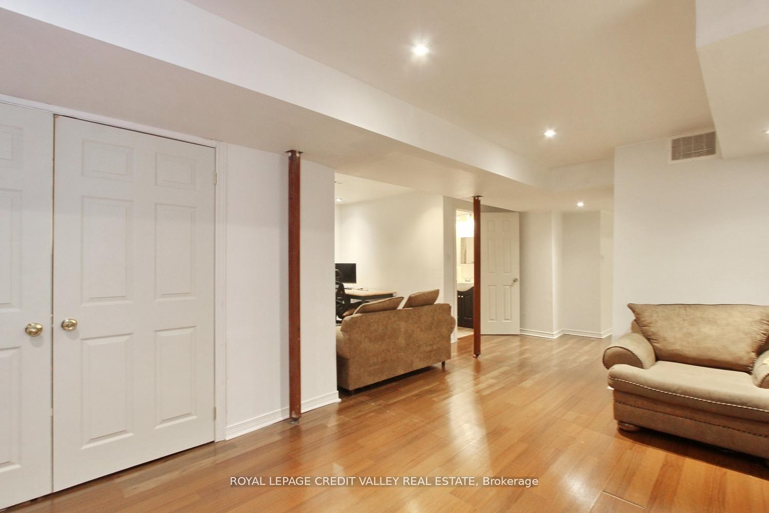 Photo 41 of 4 Kanata Road, Brampton, Fletcher's Meadow — HOMEH