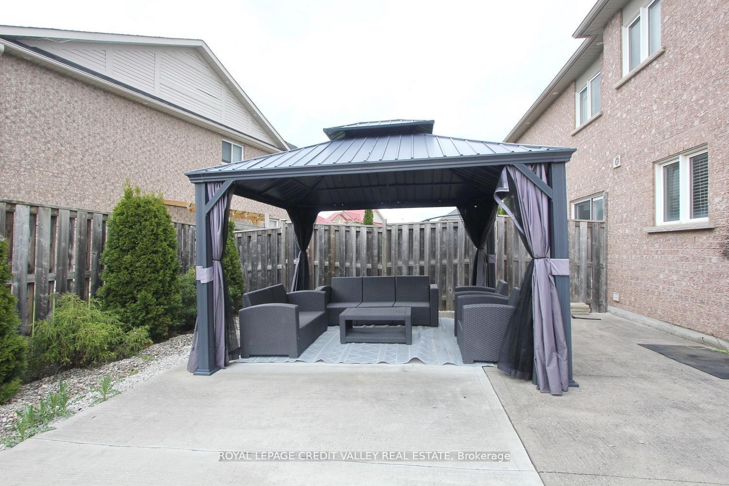 Photo 48 of 4 Kanata Road, Brampton, Fletcher's Meadow — HOMEH