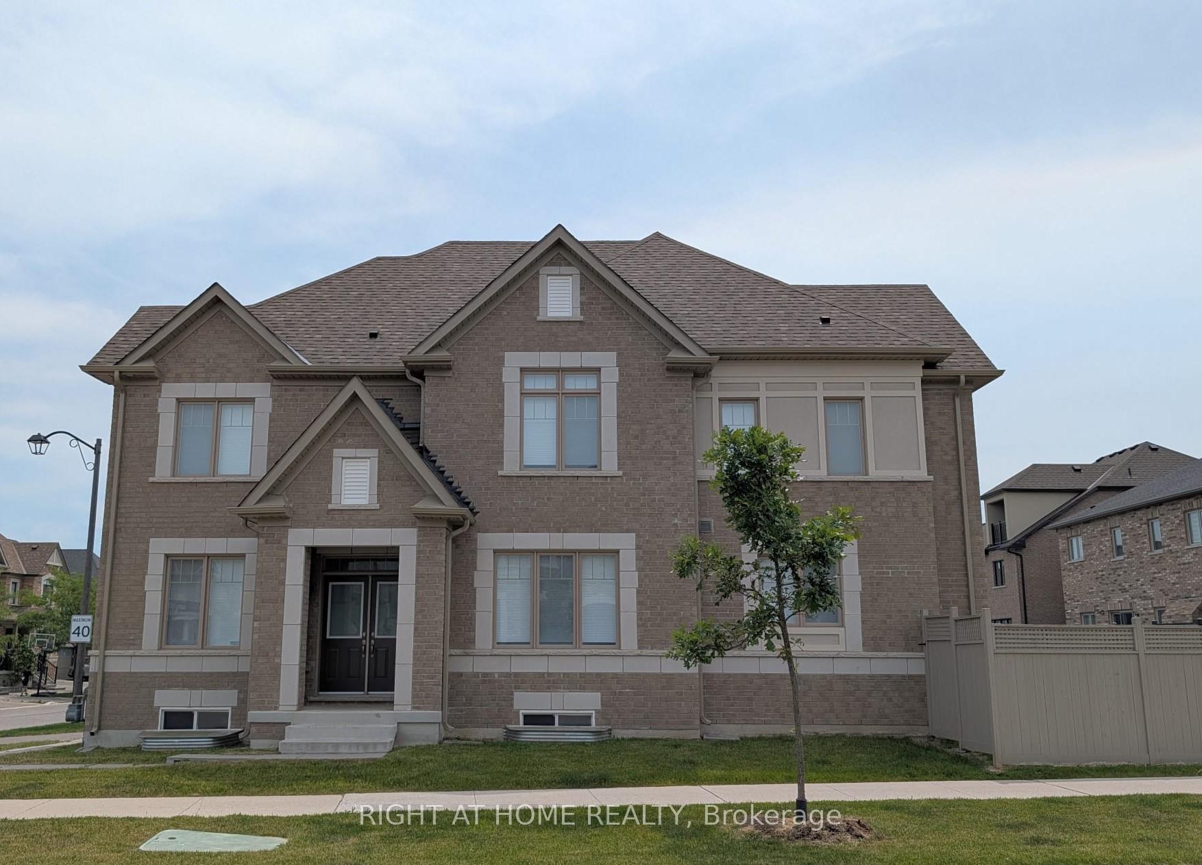 Photo 7 of 62 Titus Street, Markham, Wismer — HOMEH