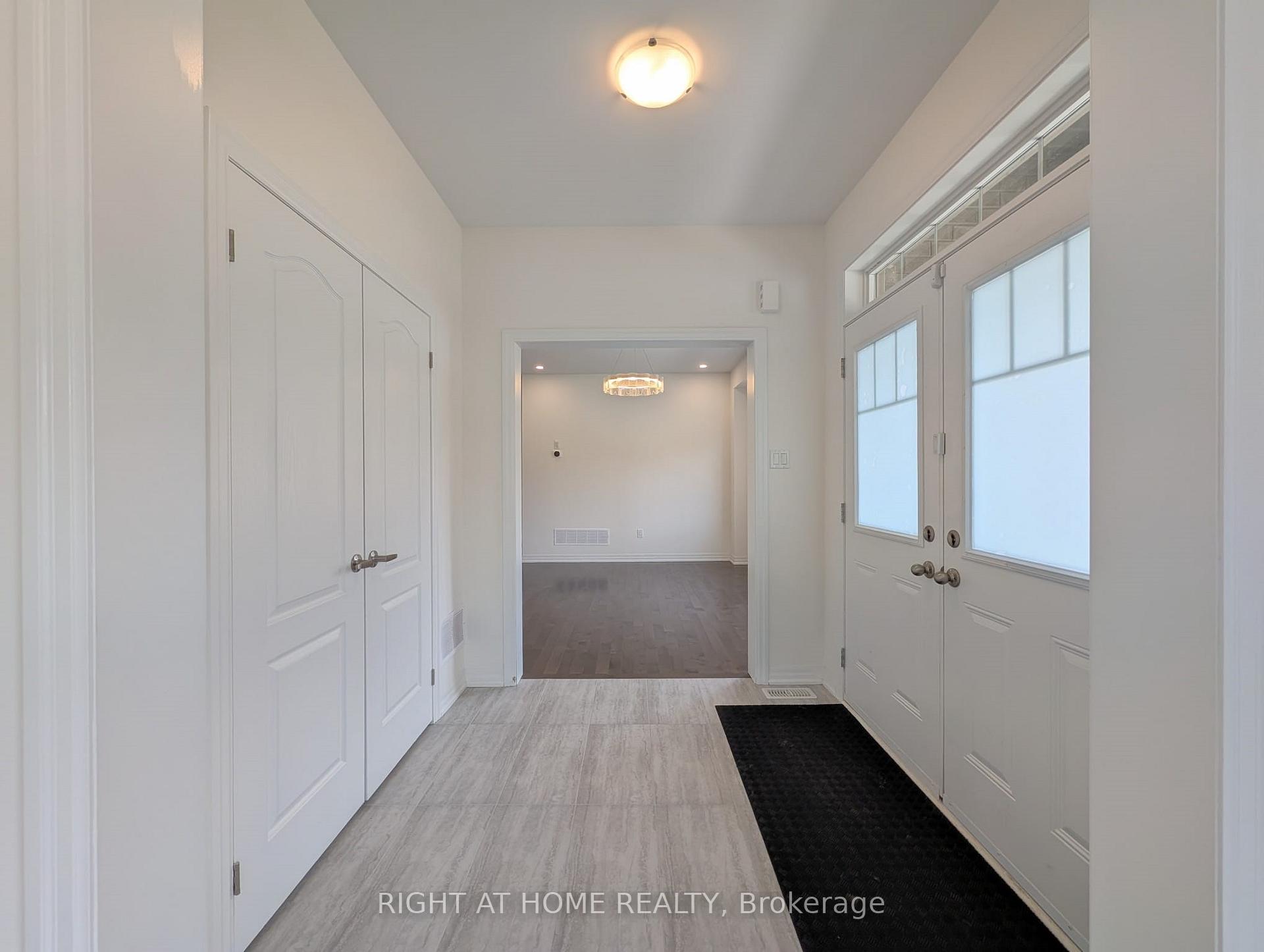 Photo 10 of 62 Titus Street, Markham, Wismer — HOMEH