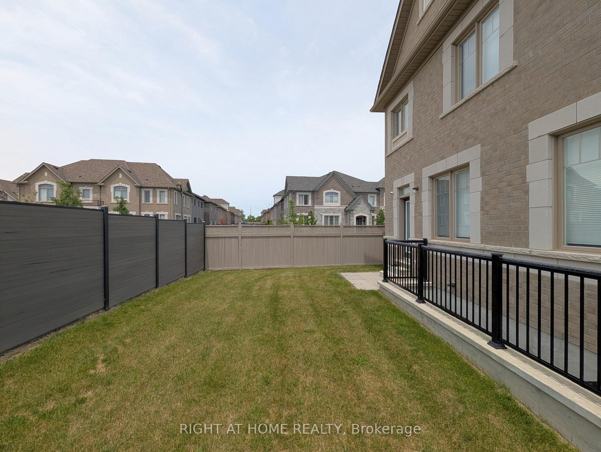 Photo 28 of 62 Titus Street, Markham, Wismer — HOMEH