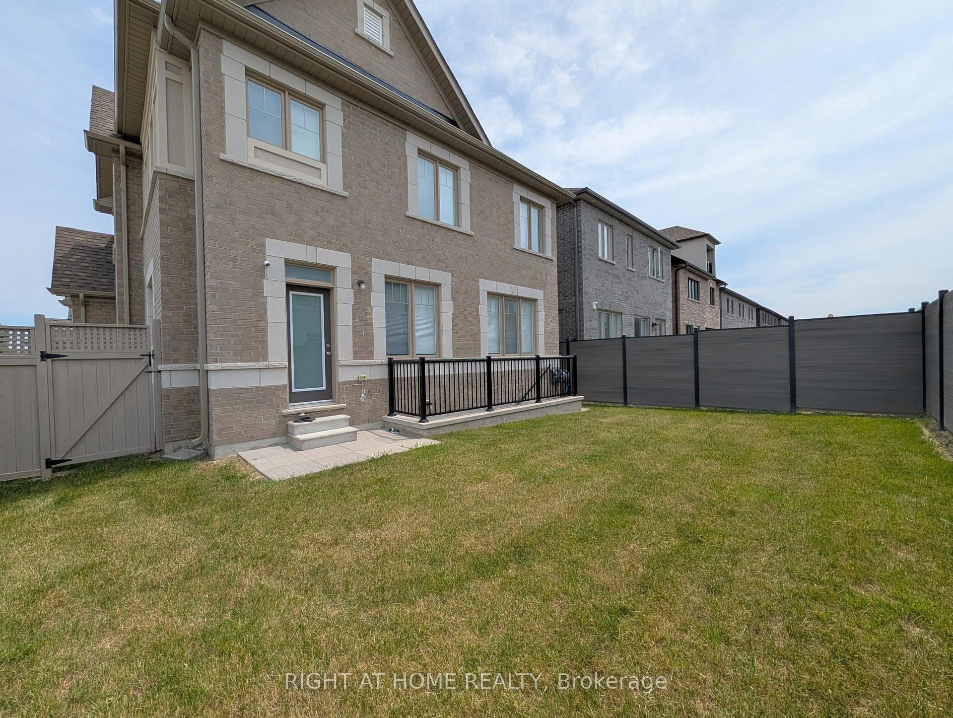 Photo 29 of 62 Titus Street, Markham, Wismer — HOMEH