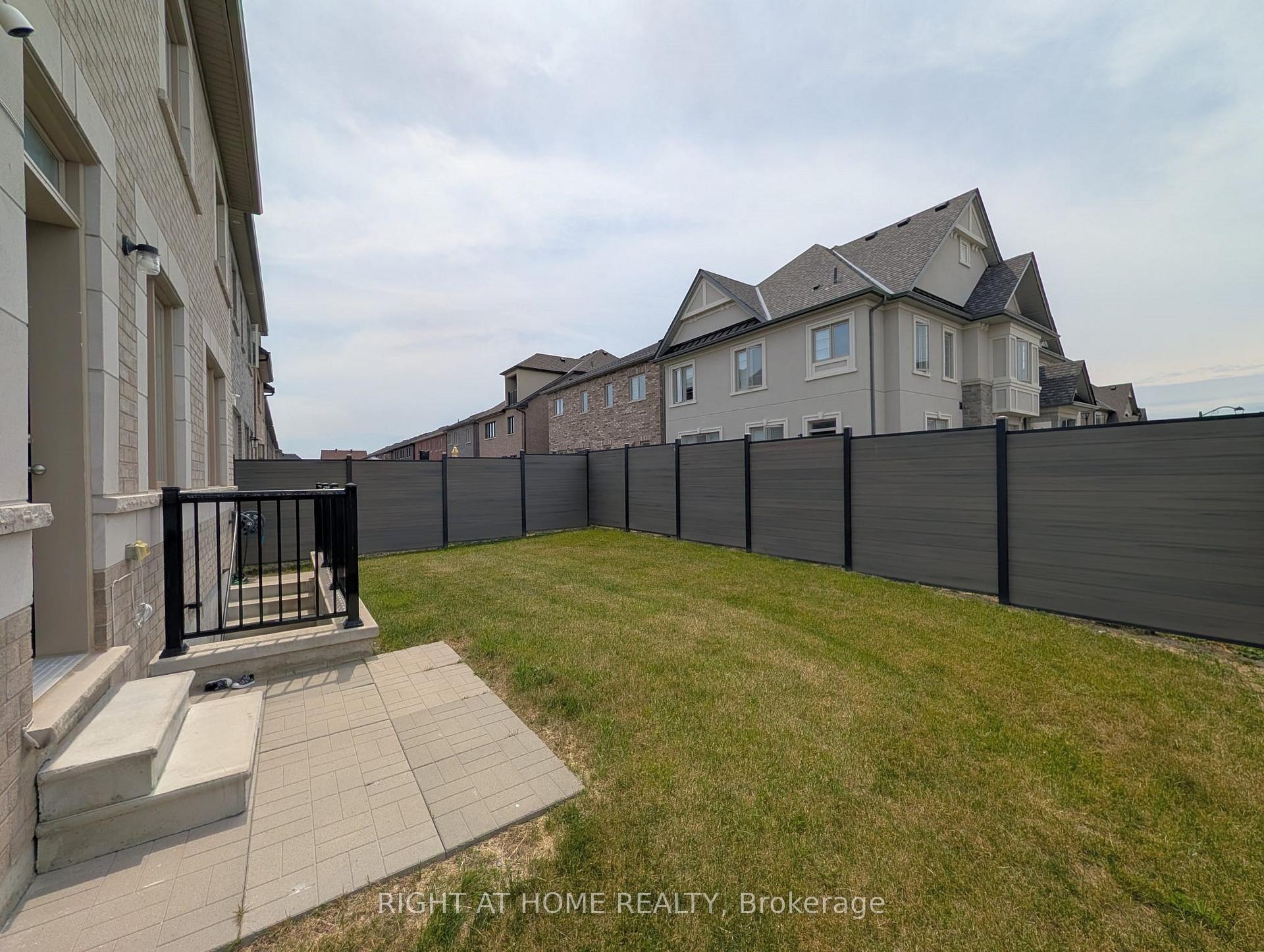 Photo 6 of 62 Titus Street, Markham, Wismer — HOMEH