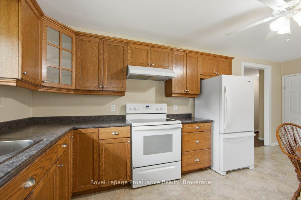 Photo 10 of 395 Sidney Street, Quinte West, Trenton Ward — HOMEH