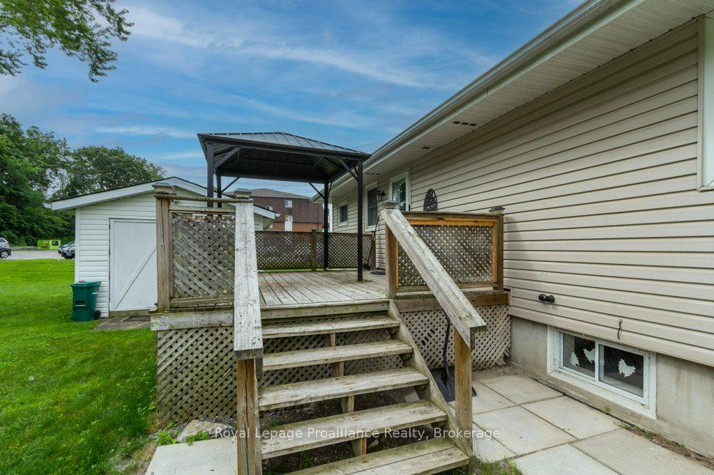 Photo 27 of 395 Sidney Street, Quinte West, Trenton Ward — HOMEH