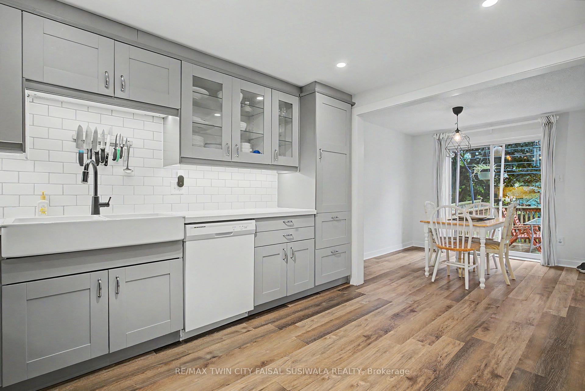 Photo 10 of 191 Northview Heights Drive, Cambridge, Greenway-Chaplin — HOMEH