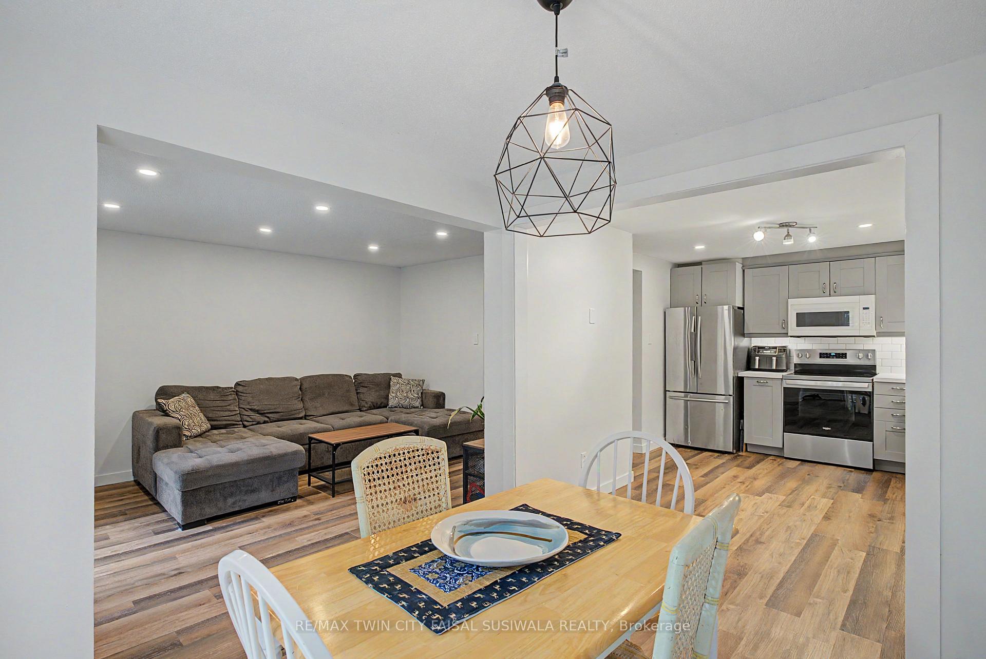 Photo 11 of 191 Northview Heights Drive, Cambridge, Greenway-Chaplin — HOMEH