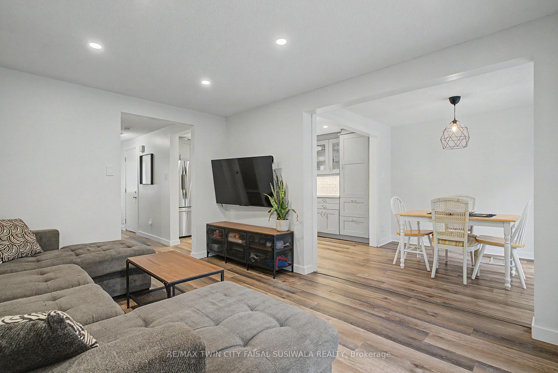 Photo 13 of 191 Northview Heights Drive, Cambridge, Greenway-Chaplin — HOMEH