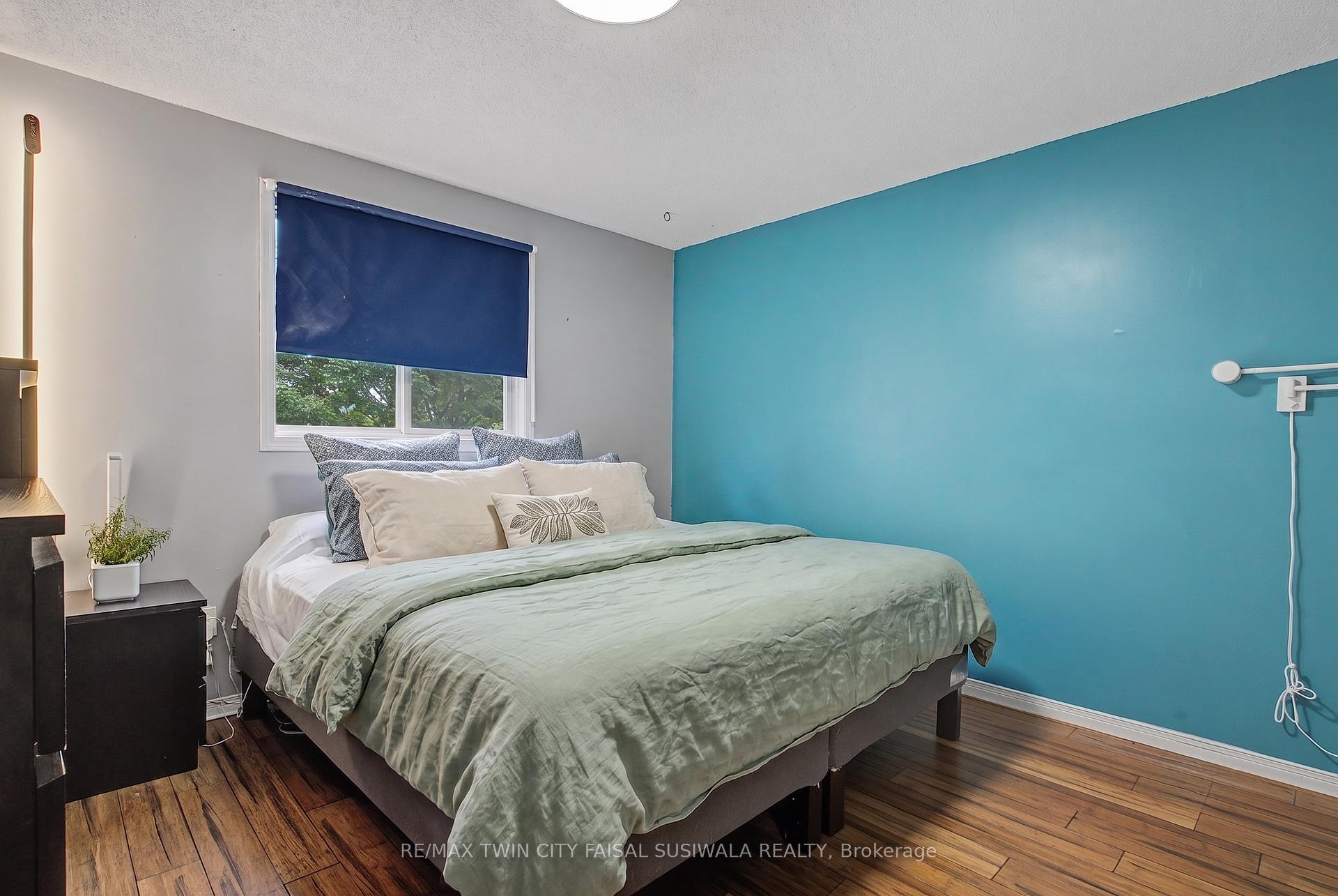 Photo 16 of 191 Northview Heights Drive, Cambridge, Greenway-Chaplin — HOMEH