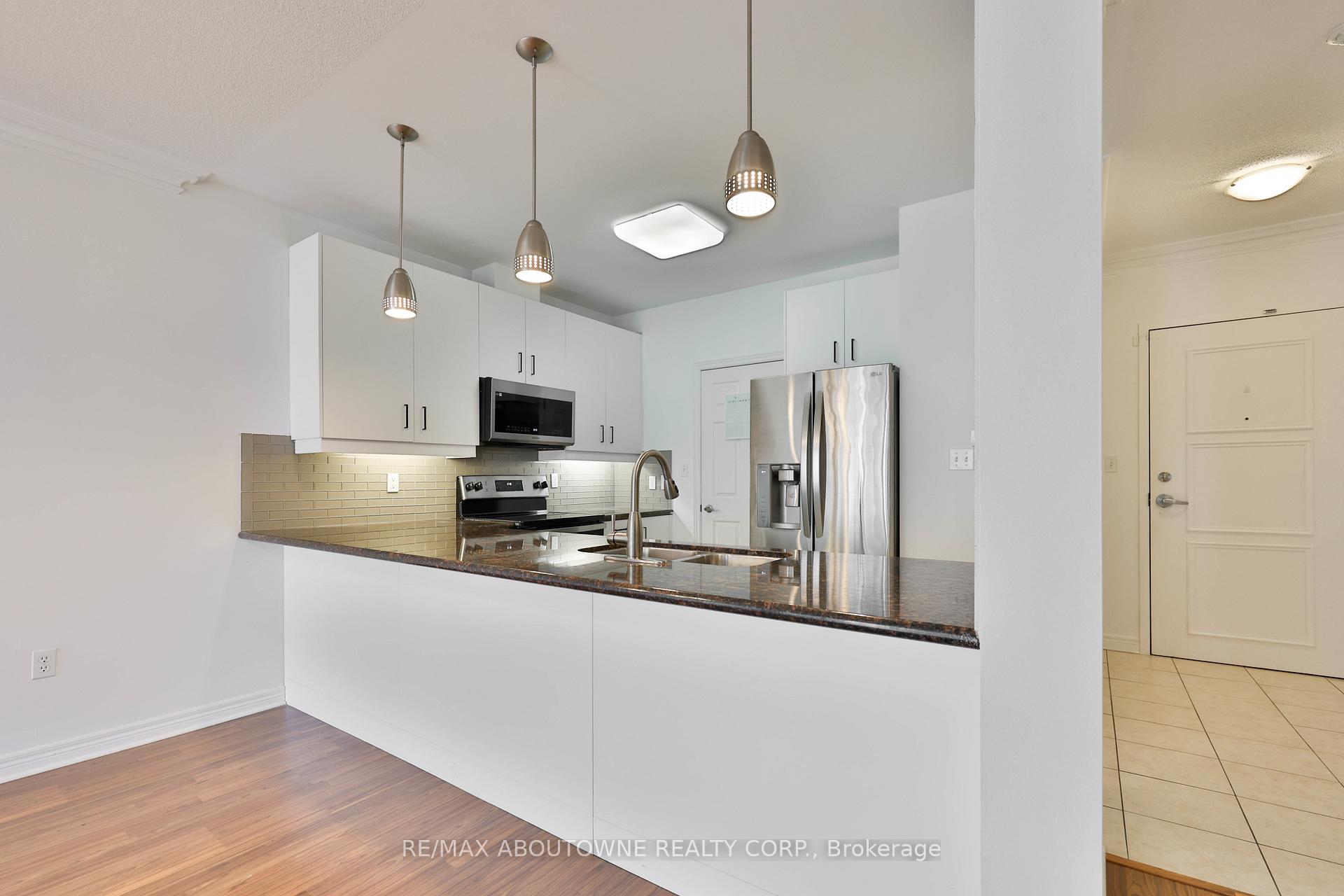 Photo 9 of Unit 509, 1980 Imperial Way, Burlington, Uptown — HOMEH