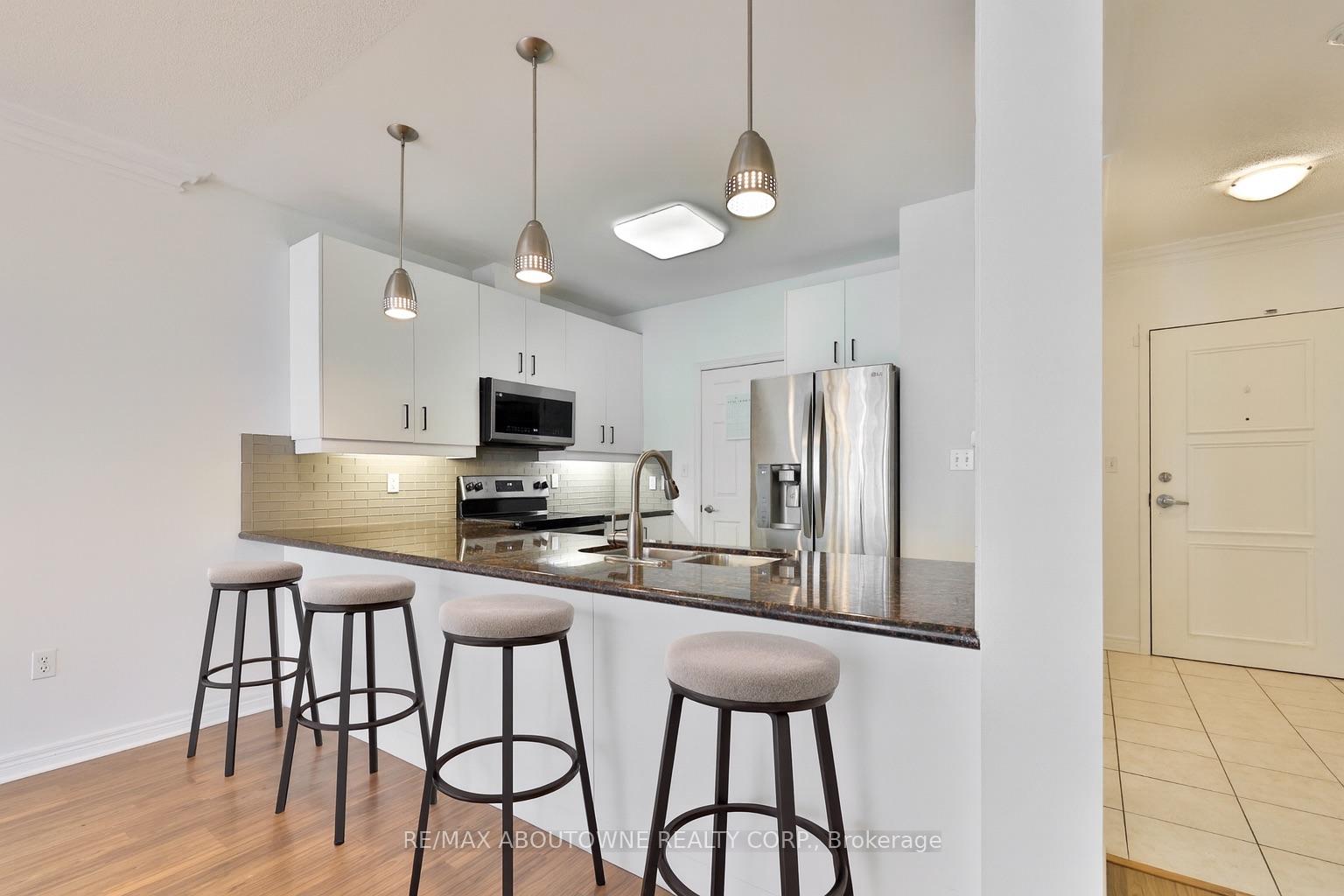 Photo 10 of Unit 509, 1980 Imperial Way, Burlington, Uptown — HOMEH