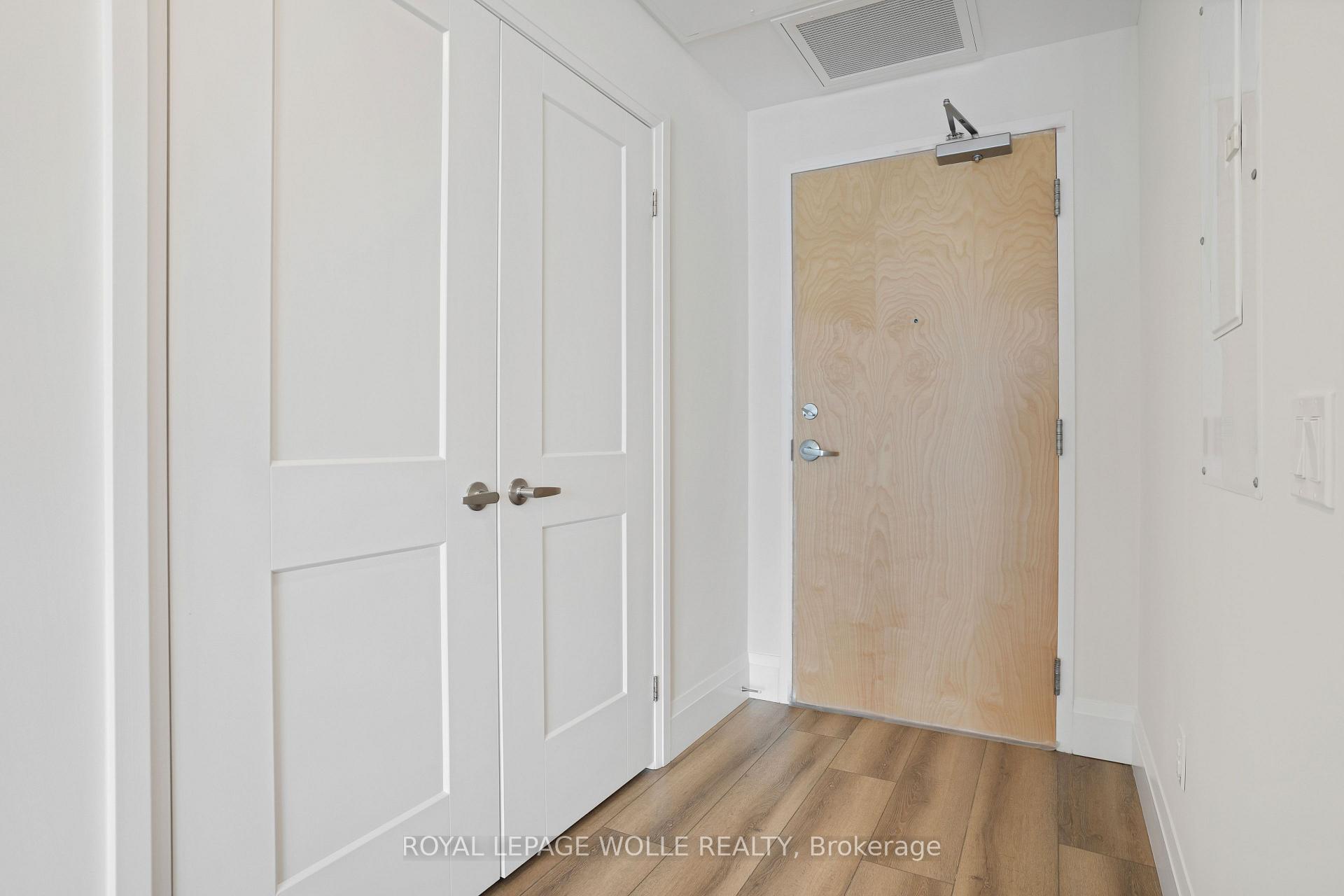 Photo 9 of Unit 1904, 60 Charles Street W, Kitchener, City Commercial Core — HOMEH
