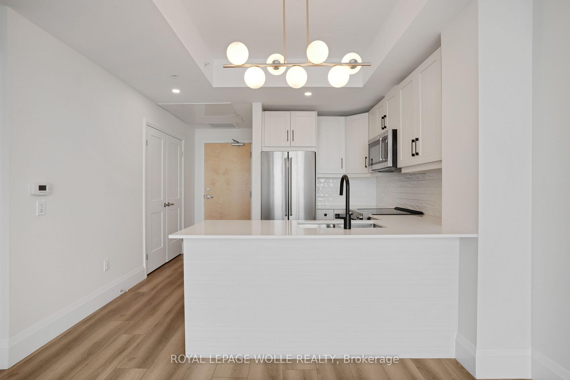 Photo 12 of Unit 1904, 60 Charles Street W, Kitchener, City Commercial Core — HOMEH