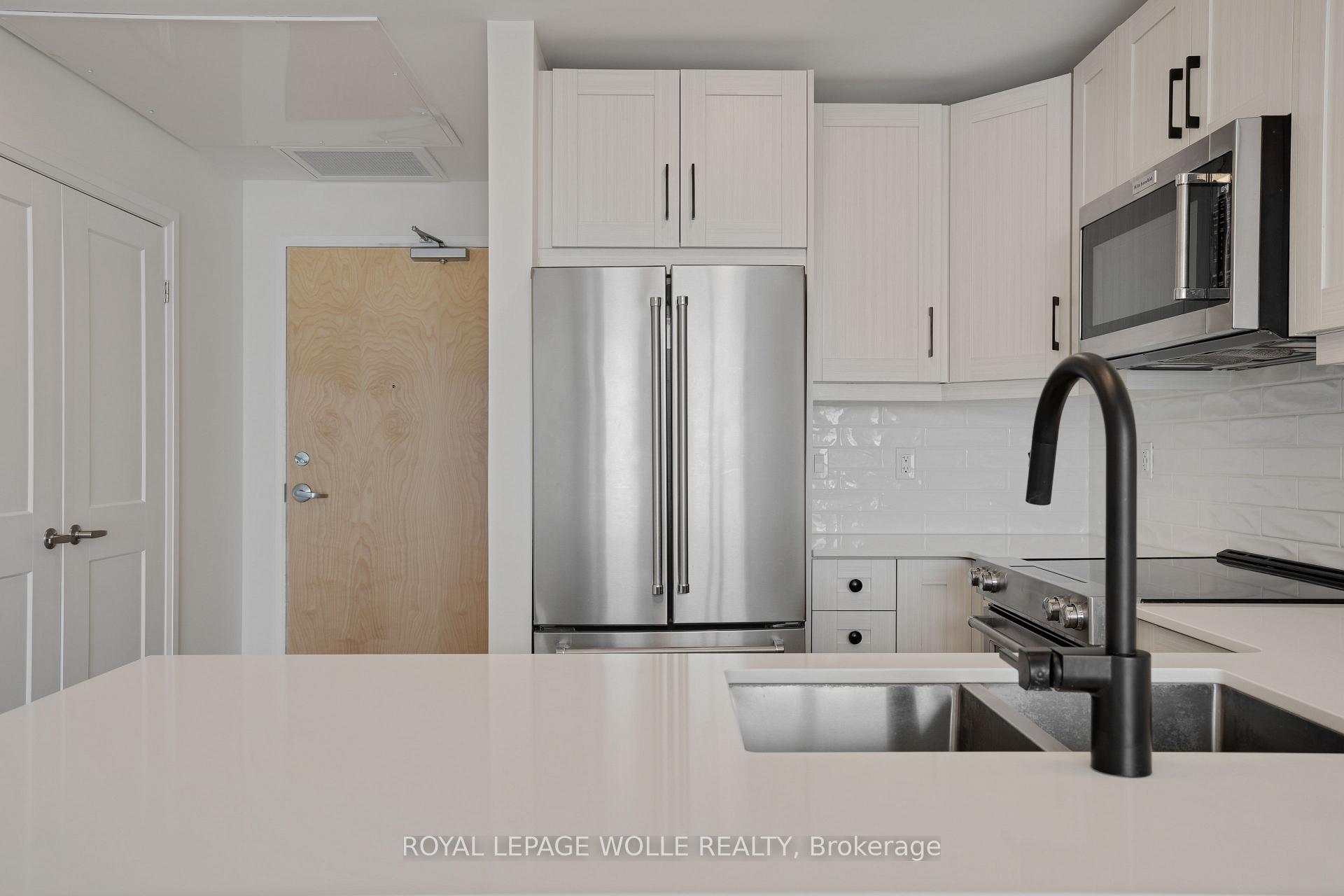 Photo 14 of Unit 1904, 60 Charles Street W, Kitchener, City Commercial Core — HOMEH